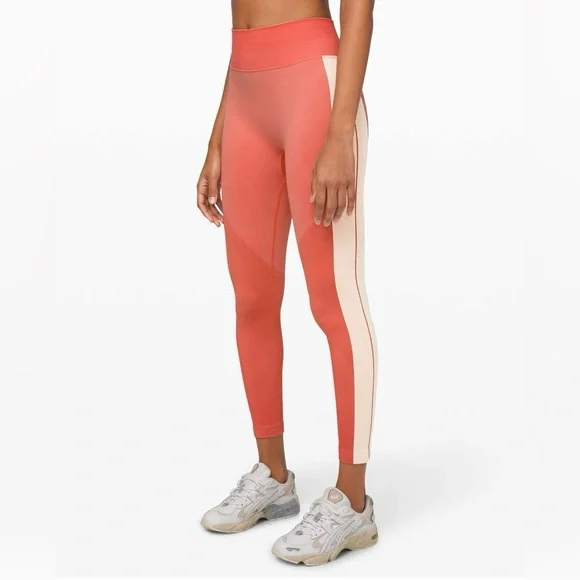 Lululemon Ebb to Train Tight Like New - Picture 3 of 4